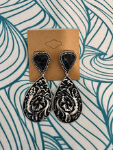 Load image into Gallery viewer, Black Stone Earrings
